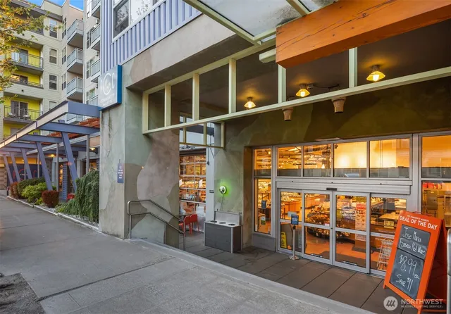 $1,125,000 | 3606 Francis Avenue North, Seattle, WA 98103