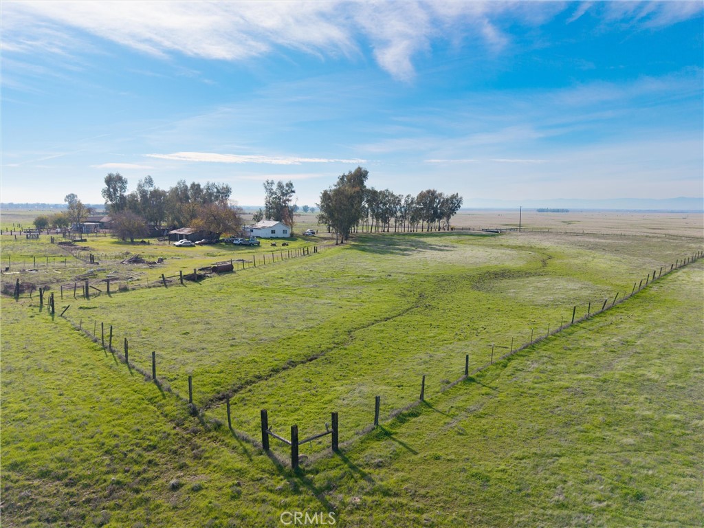 15696 Meridian Road Chico, CA 95973 - Photo 13 of 30 a view of an ocean from a building