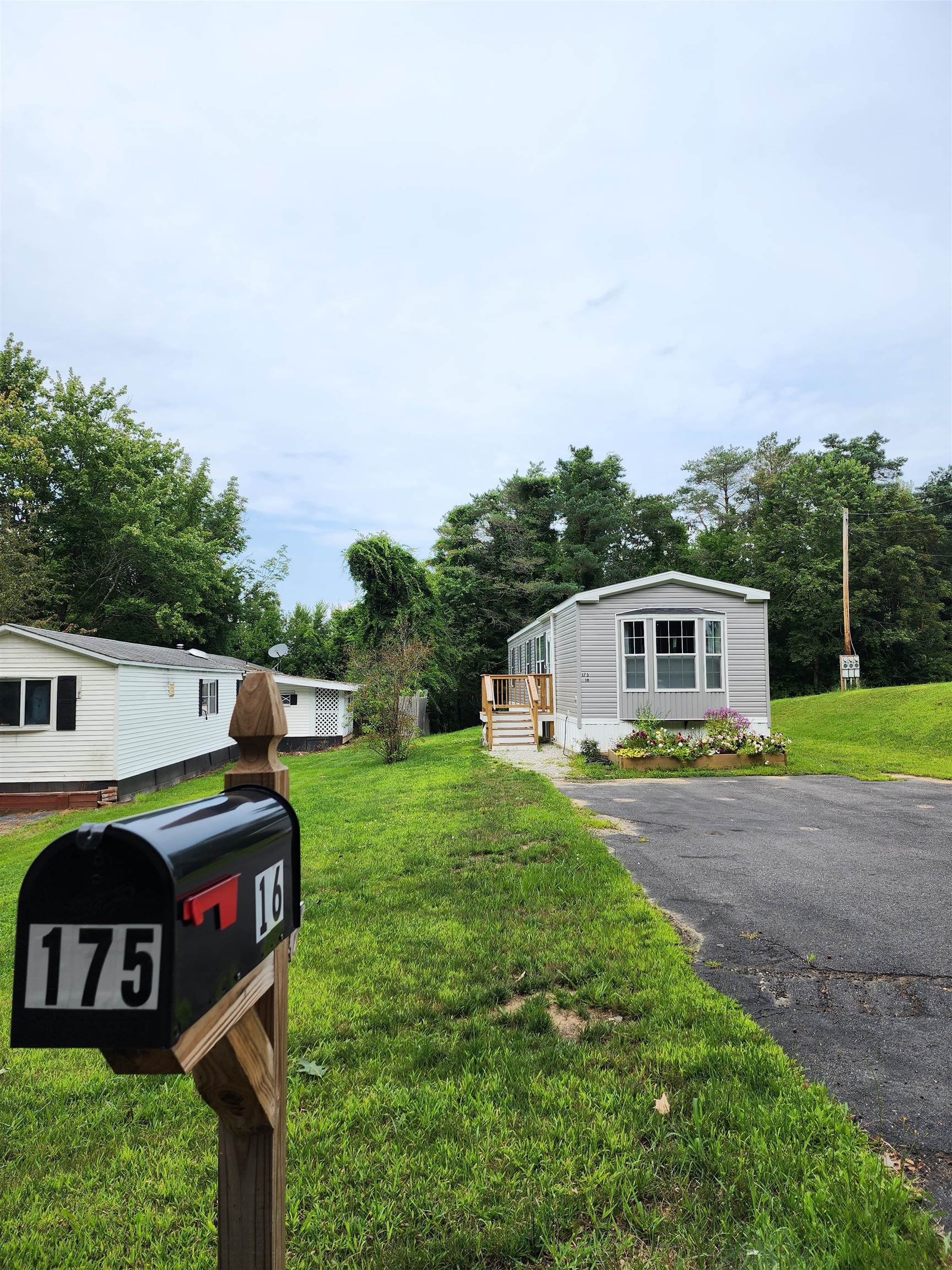175 Leavitt Road, Unit 16 Pittsfield, NH 03263 - Photo 2 of 28