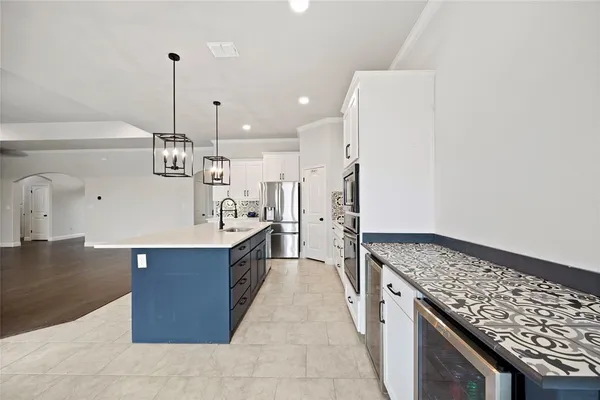 $680,000 | 294 County Road 3386, Paradise, TX 76073
