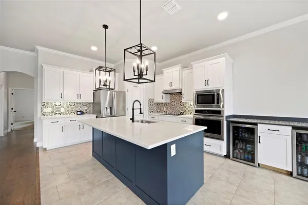$680,000 | 294 County Road 3386, Paradise, TX 76073
