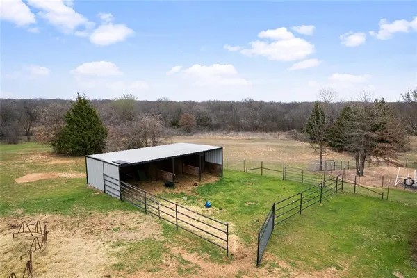 $680,000 | 294 County Road 3386, Paradise, TX 76073