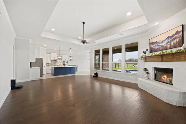 $680,000 | 294 County Road 3386, Paradise, TX 76073