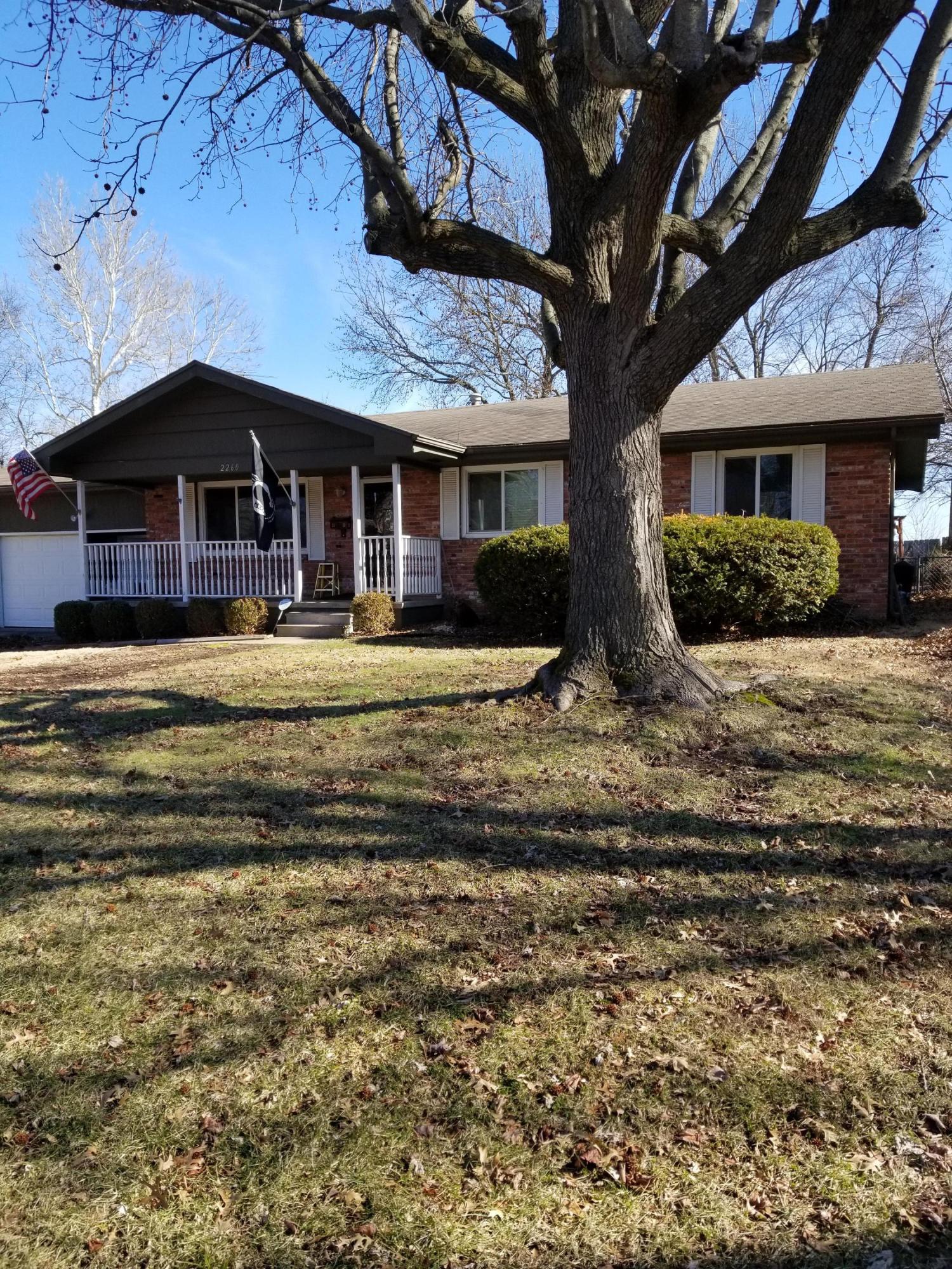 2260 South Barcliff Avenue Springfield, MO 65804 - Photo 1 of 1 20200201_114055