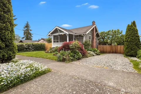 $849,000 | 5519 18th Avenue South, Seattle, WA 98108