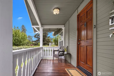 $849,000 | 5519 18th Avenue South, Seattle, WA 98108
