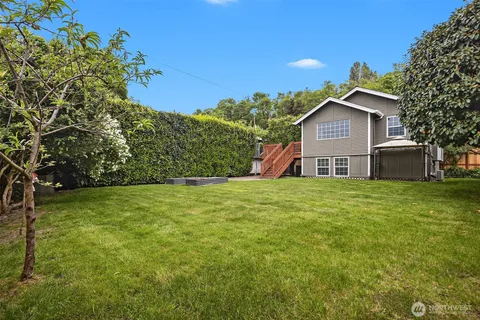 $849,000 | 5519 18th Avenue South, Seattle, WA 98108