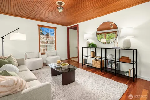 $849,000 | 5519 18th Avenue South, Seattle, WA 98108