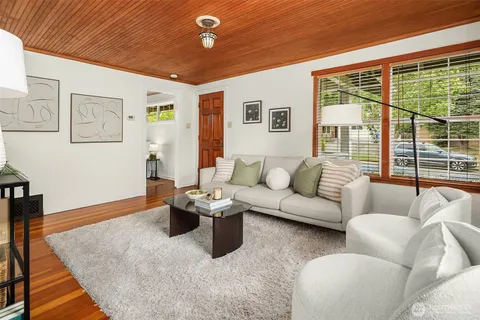 $849,000 | 5519 18th Avenue South, Seattle, WA 98108
