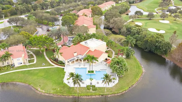 $1,800 | 437 Vista Isles Drive, Unit 2224, Sunrise, FL 33325