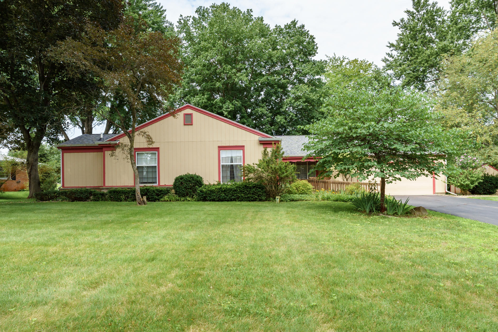 650 East Minges Road Battle Creek, MI 49015 - Photo 1 of 42 5S-Minges_Rd_E_650_BattleCreek_49015-1