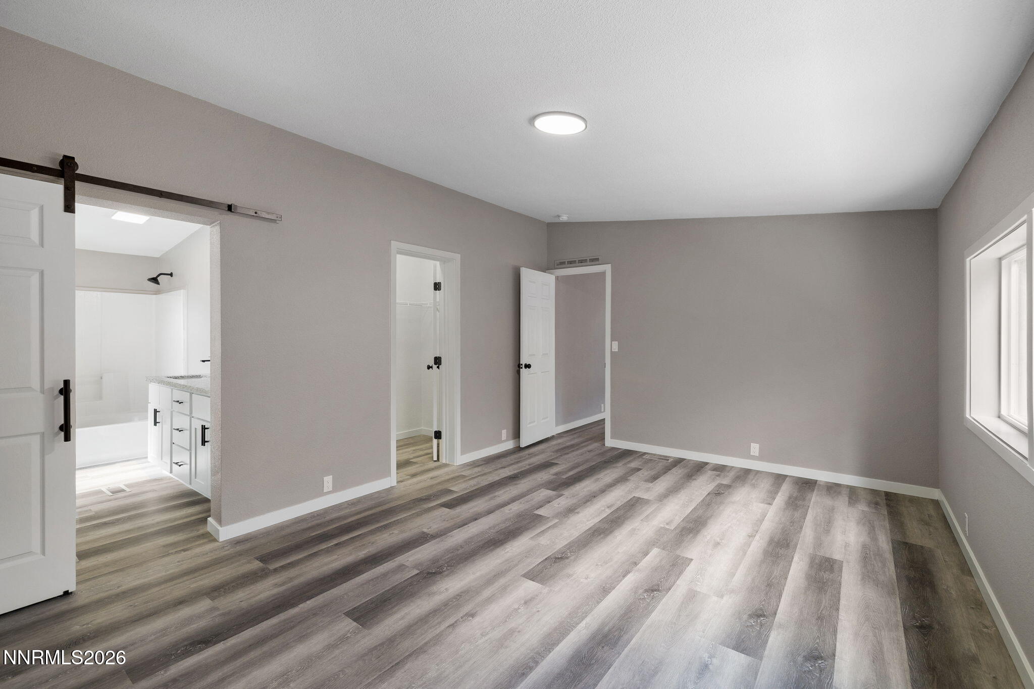 4987 Newport Court Reno, NV 89506 - Photo 9 of 25 6-web-or-mls-4987 Newport-7