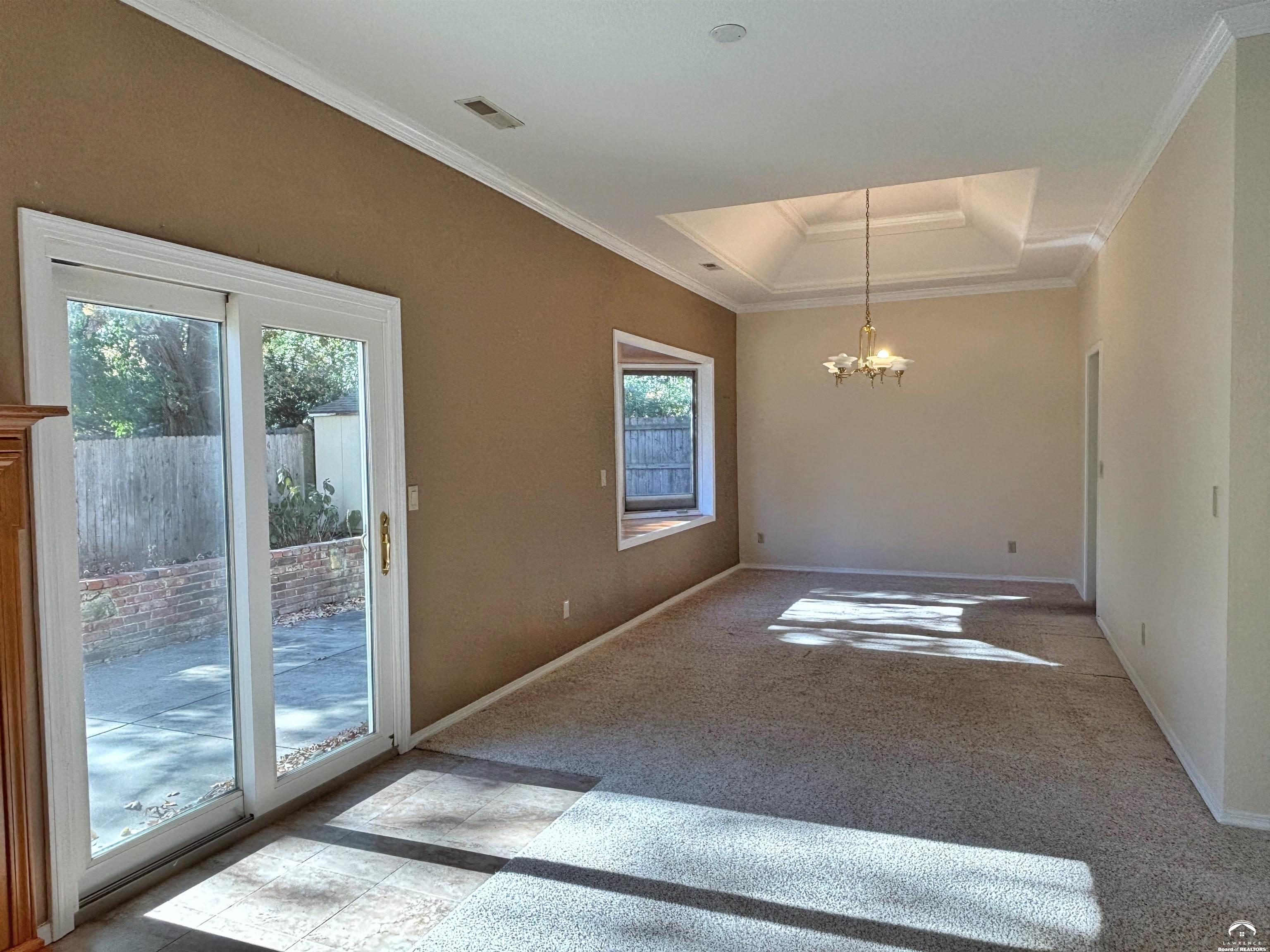 3007 Trail Road Lawrence, KS 66049 - Photo 12 of 70