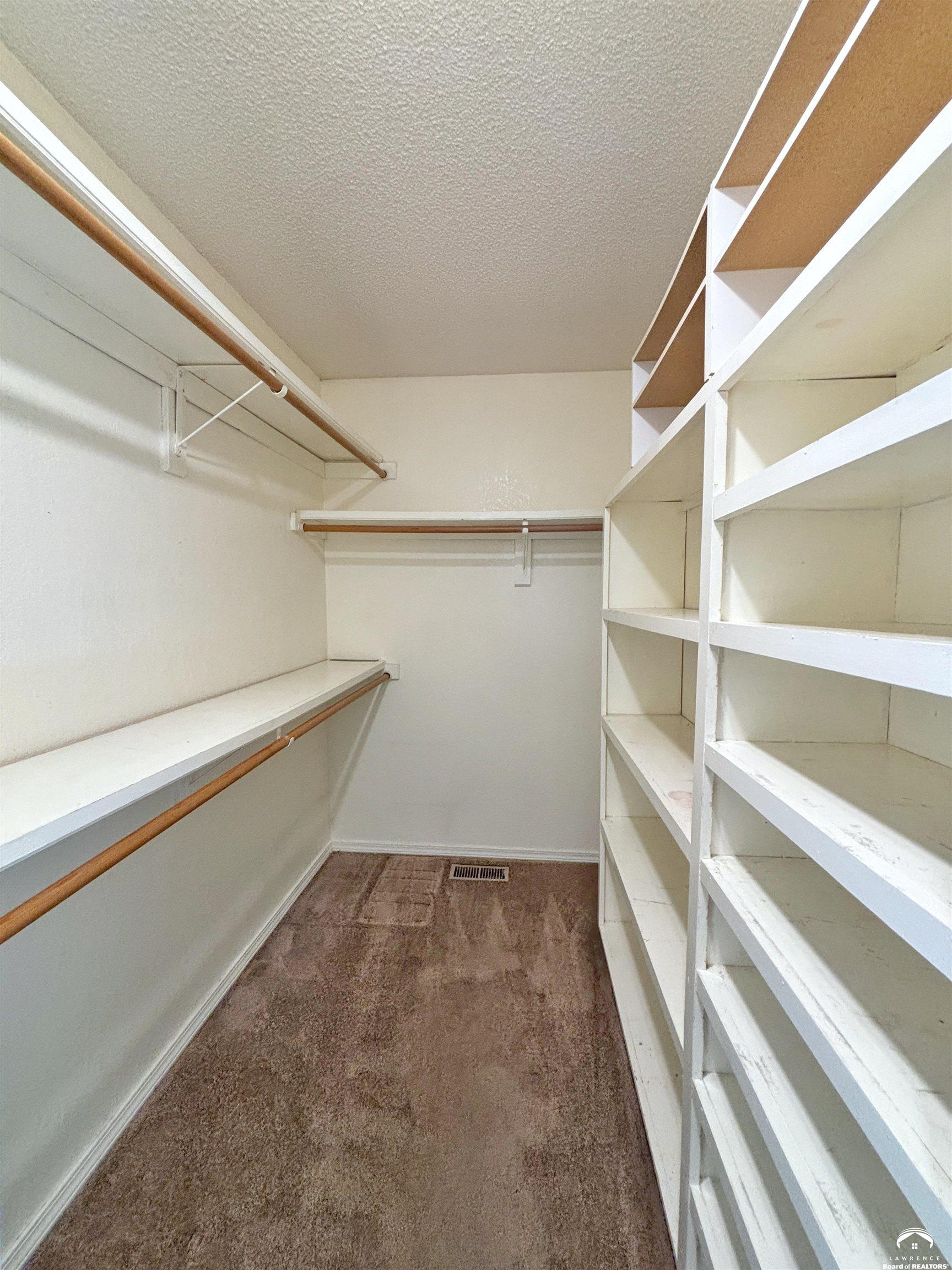 3007 Trail Road Lawrence, KS 66049 - Photo 36 of 70