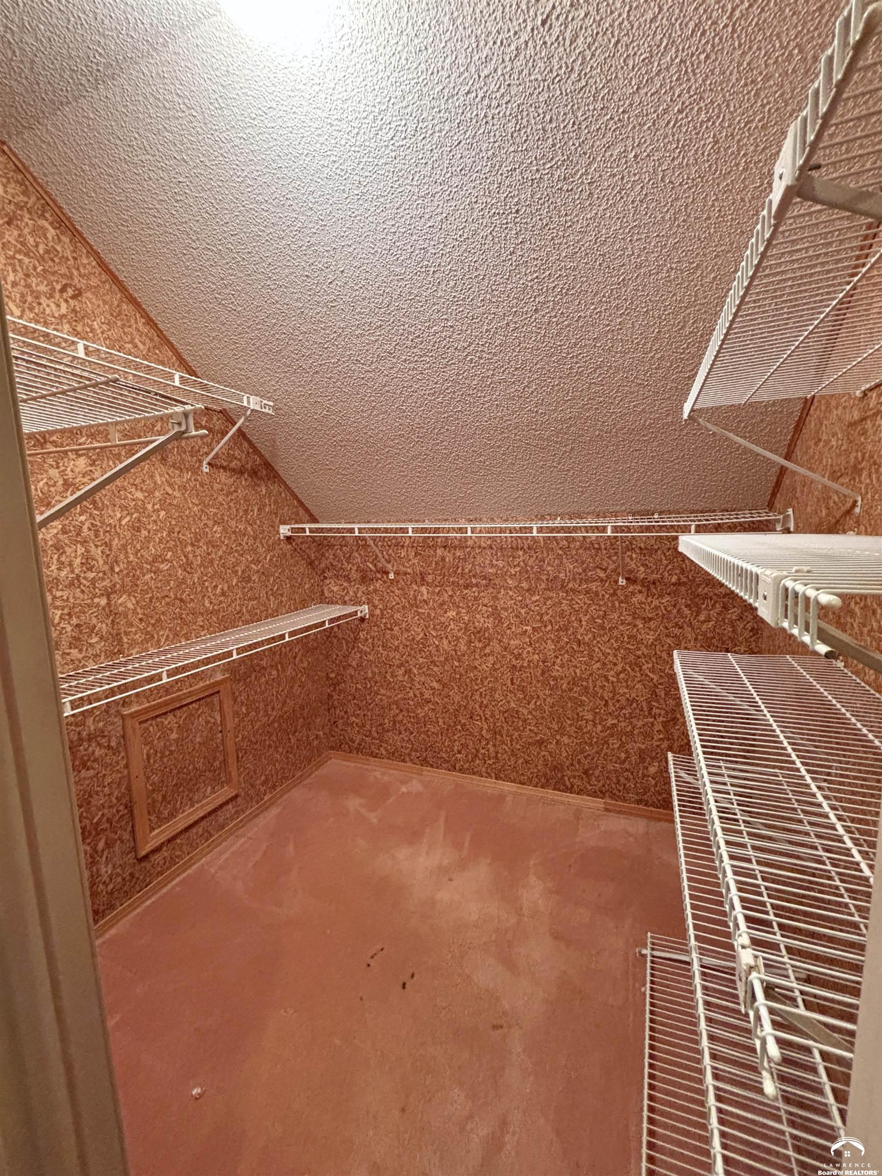 3007 Trail Road Lawrence, KS 66049 - Photo 53 of 70