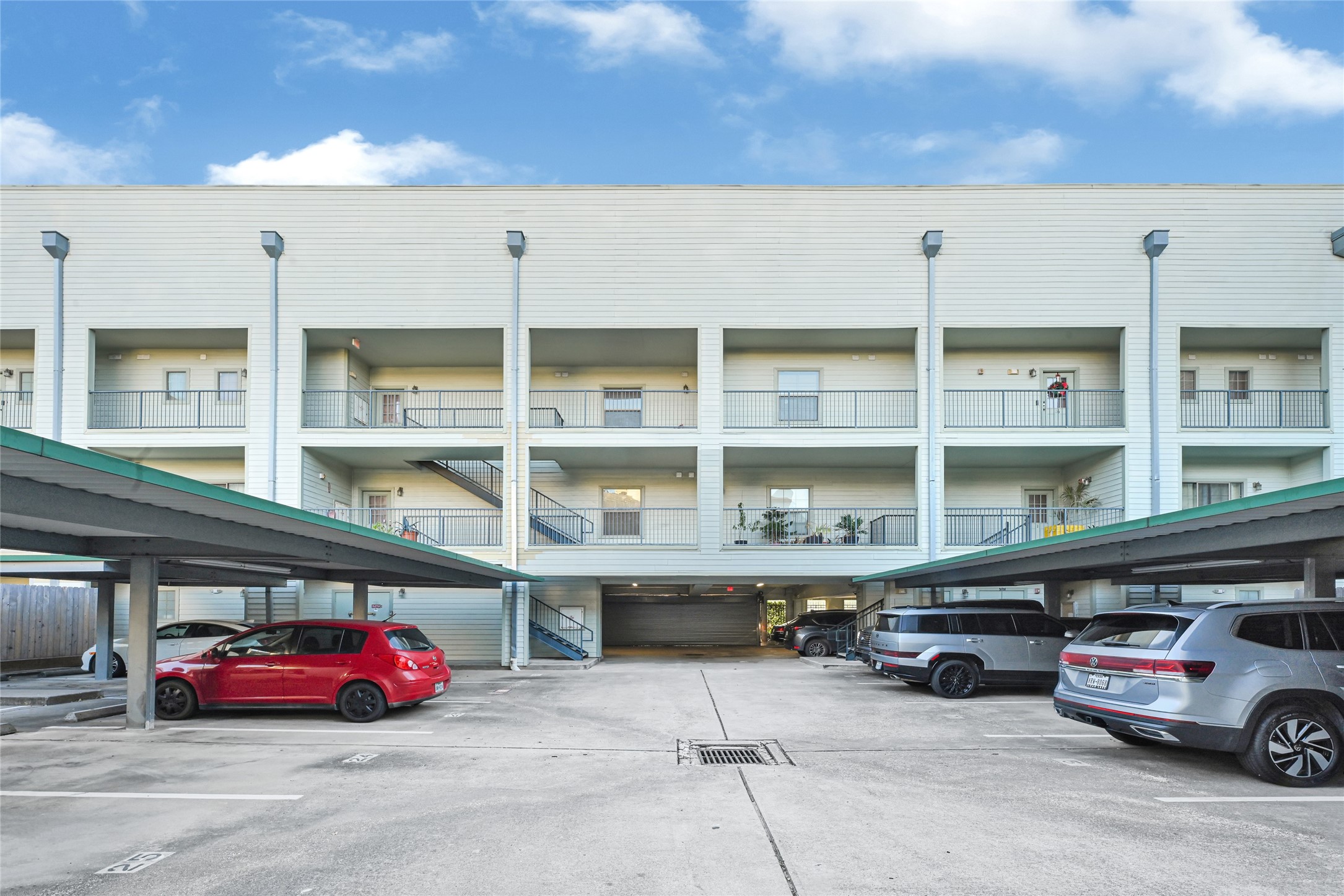 2900 Hamilton Street, Unit 25 Houston, TX 77004 - Photo 2 of 29 Unit located at the Third Level