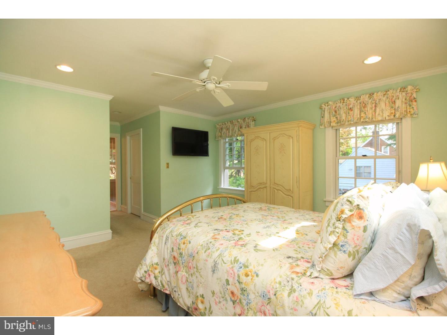 209 Chews Landing Road Haddonfield, NJ 08033 - Photo 18 of 25 Gallery Image 18