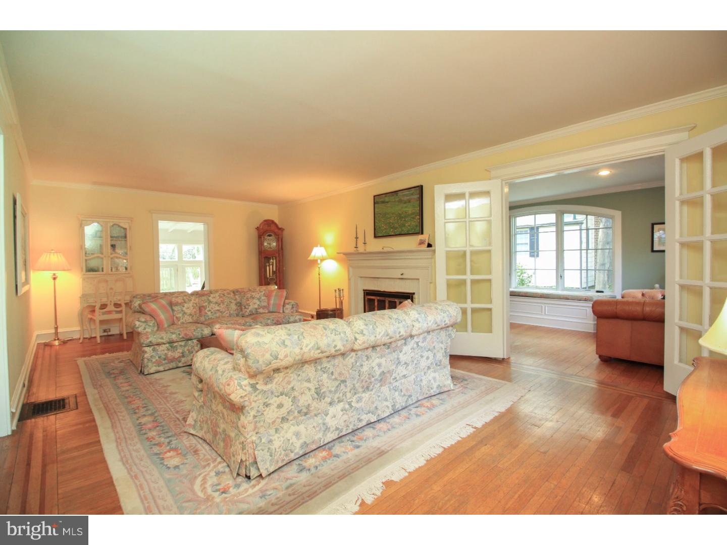 209 Chews Landing Road Haddonfield, NJ 08033 - Photo 6 of 25 Gallery Image 6