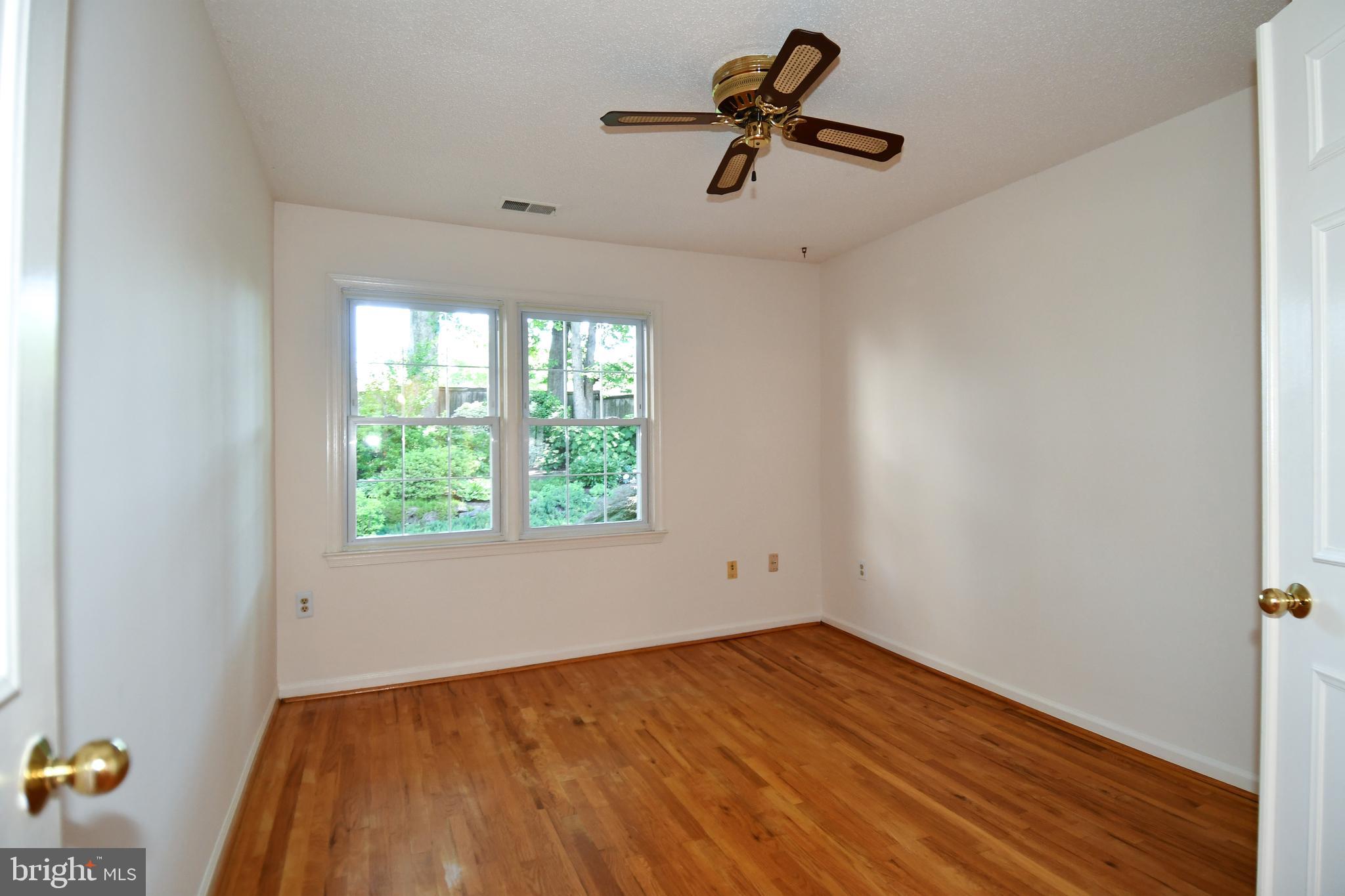 6730 Anders Terrace Springfield, VA 22151 - Photo 12 of 38 Third Bedroom