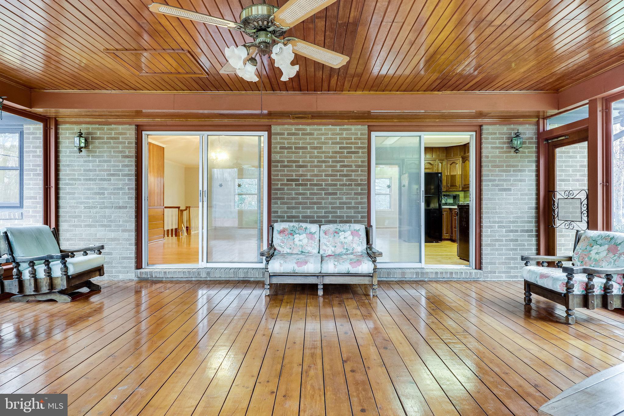 2030 Hunter Mill Road Vienna, VA 22181 - Photo 33 of 88 Gallery Image 33
