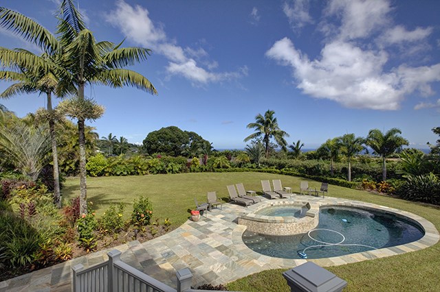 65 North Holokai Road Haiku, HI 96708 - Photo 2 of 23