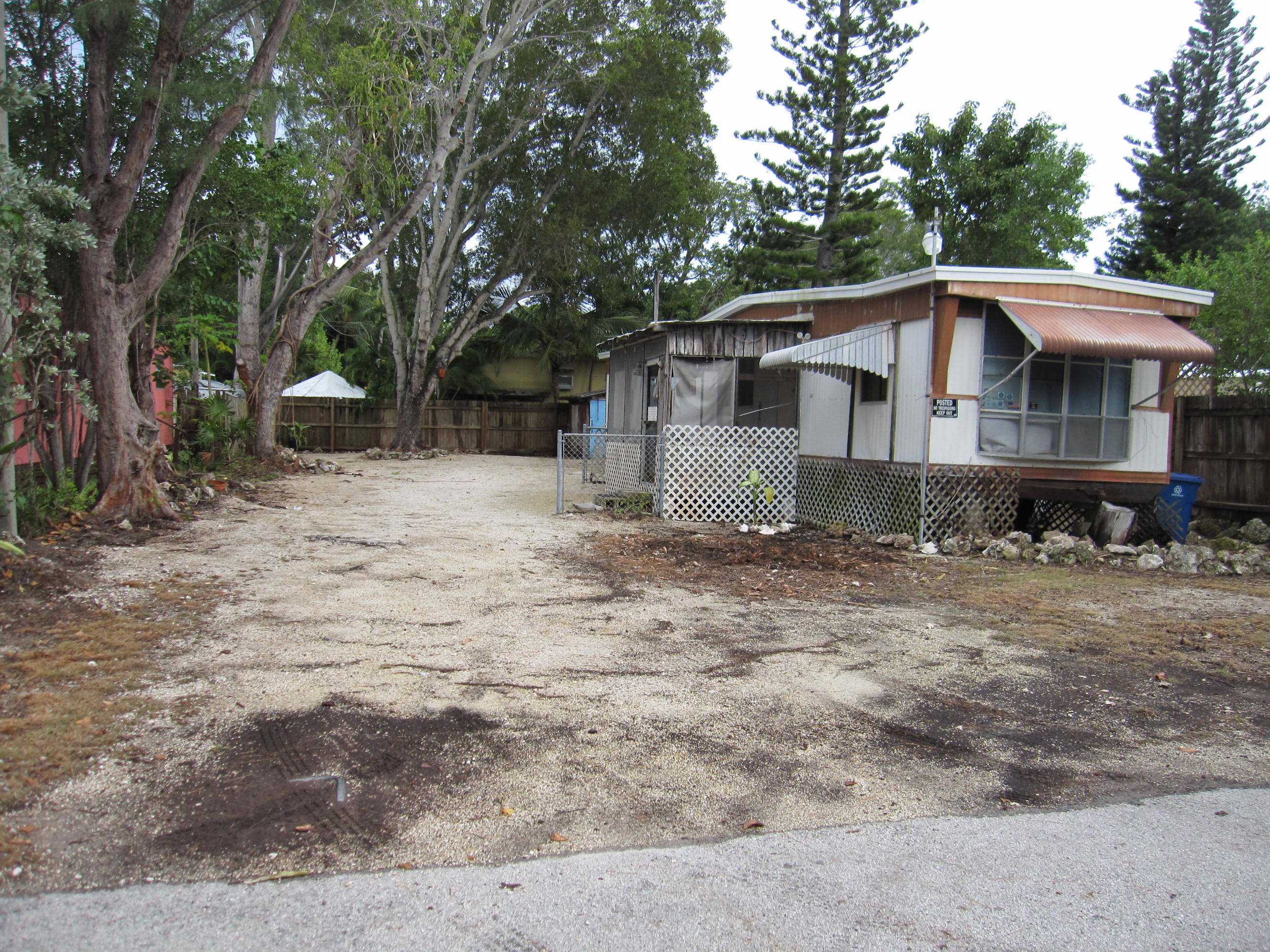 214 Trinidad Road Tavernier, FL 33070 - Photo 1 of 20 IMG_0883