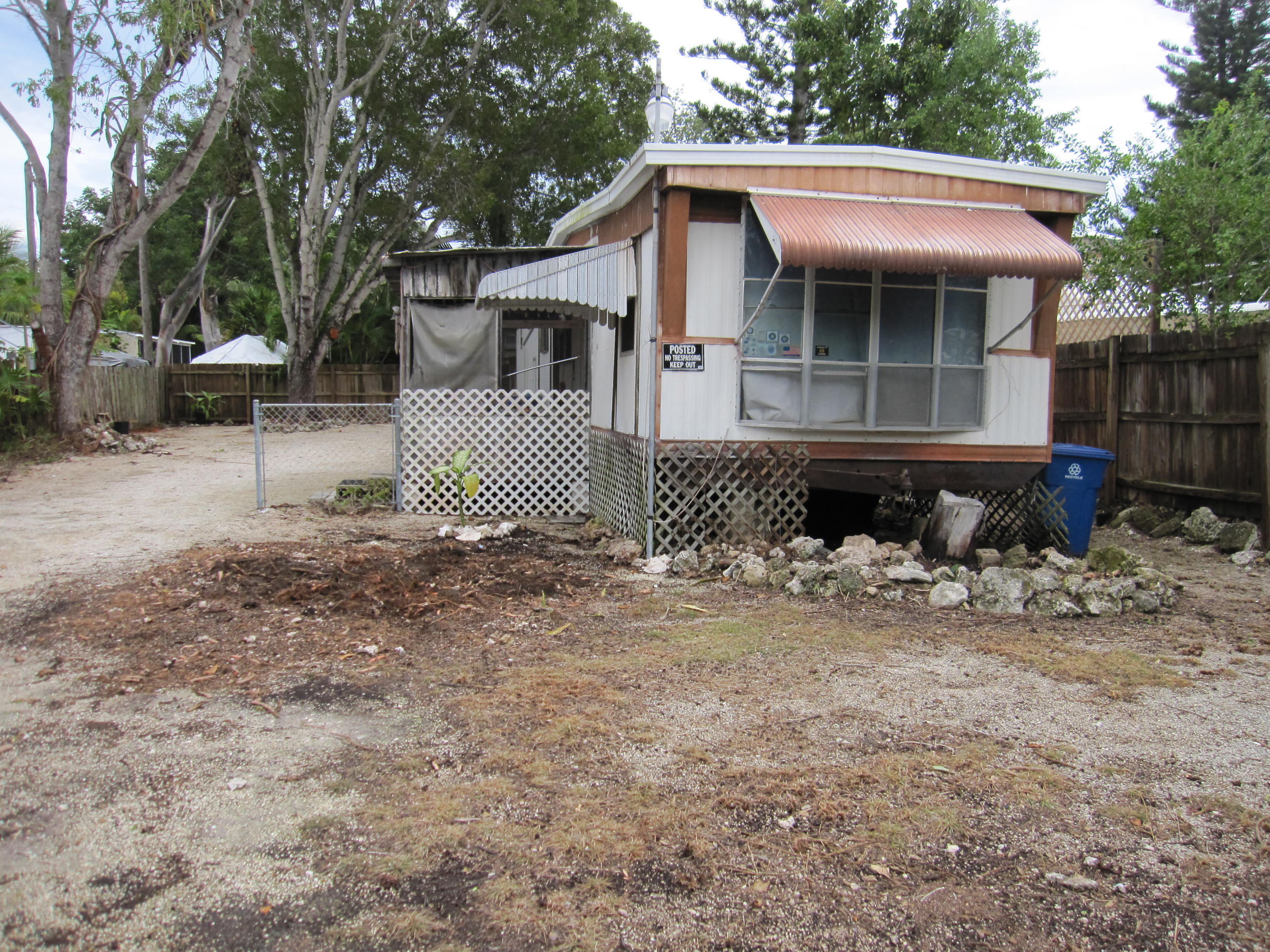 214 Trinidad Road Tavernier, FL 33070 - Photo 2 of 20 IMG_0893