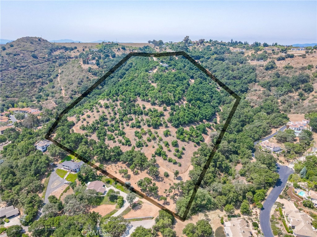 2125 Puerto Del Mundo Fallbrook, CA 92028 - Photo 6 of 51 Aerial Property line