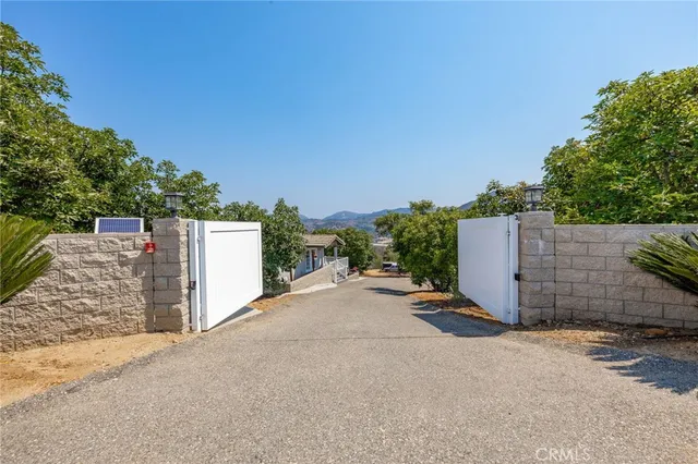 $1,115,000 | 2125 Puerto Del Mundo, Fallbrook, CA 92028