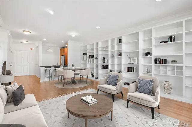 $4,995 | 55 1st Street, Unit 207, Pelham, NY 10803