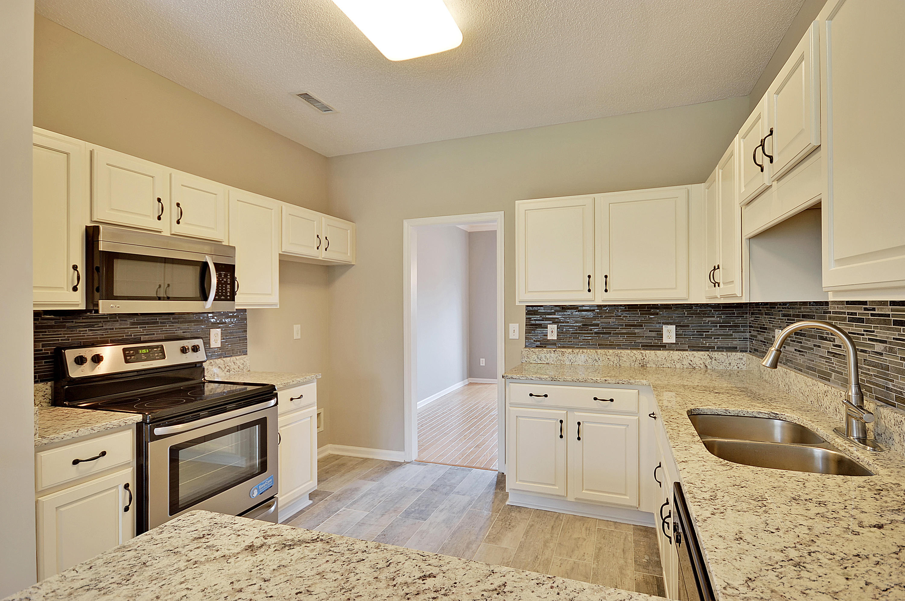 5063 Weatherstone Road Charleston, SC 29414 - Photo 12 of 35 DSC_0054_DSC_0059 copy