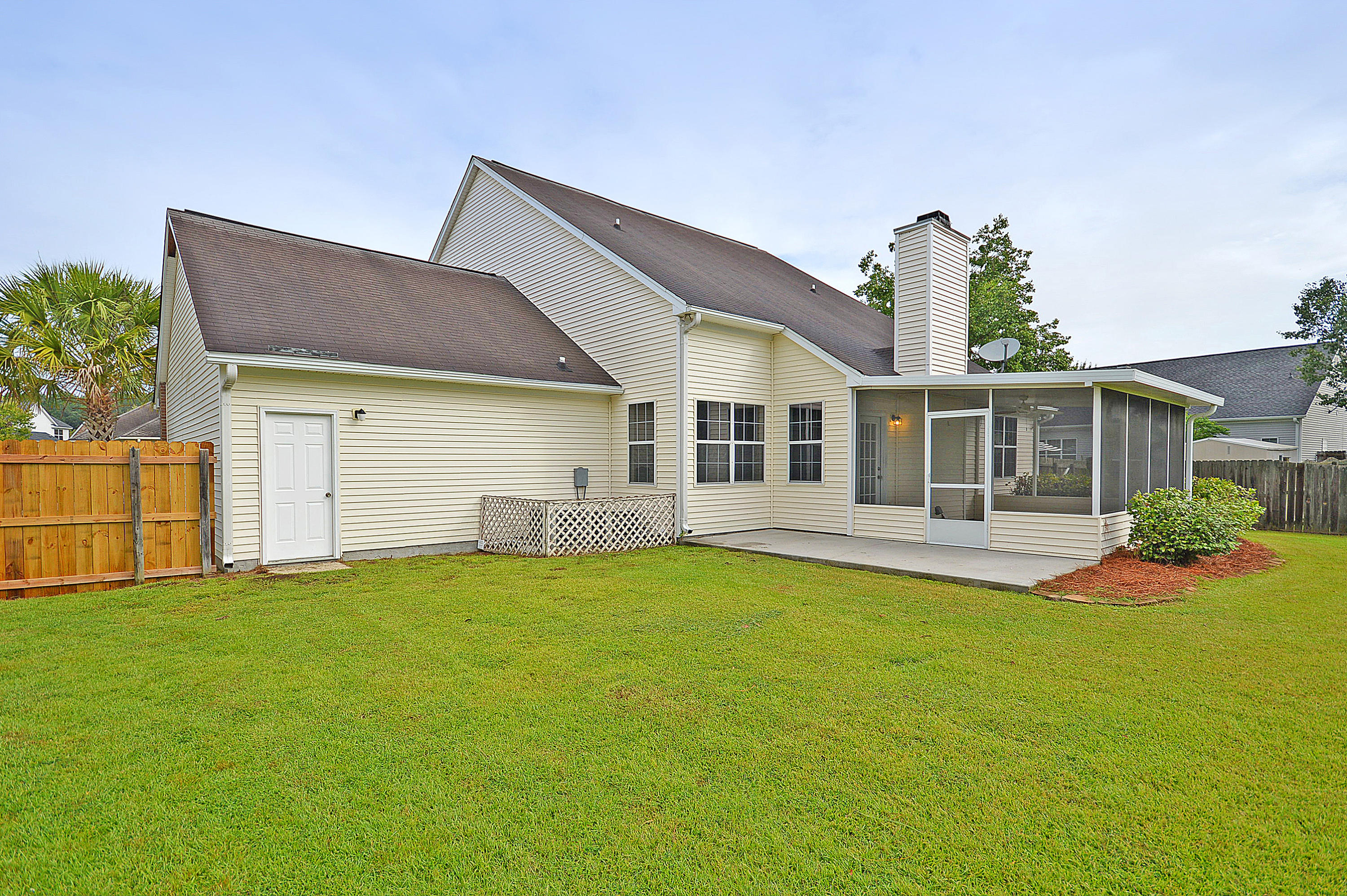 5063 Weatherstone Road Charleston, SC 29414 - Photo 4 of 35 DSC_0004 copy