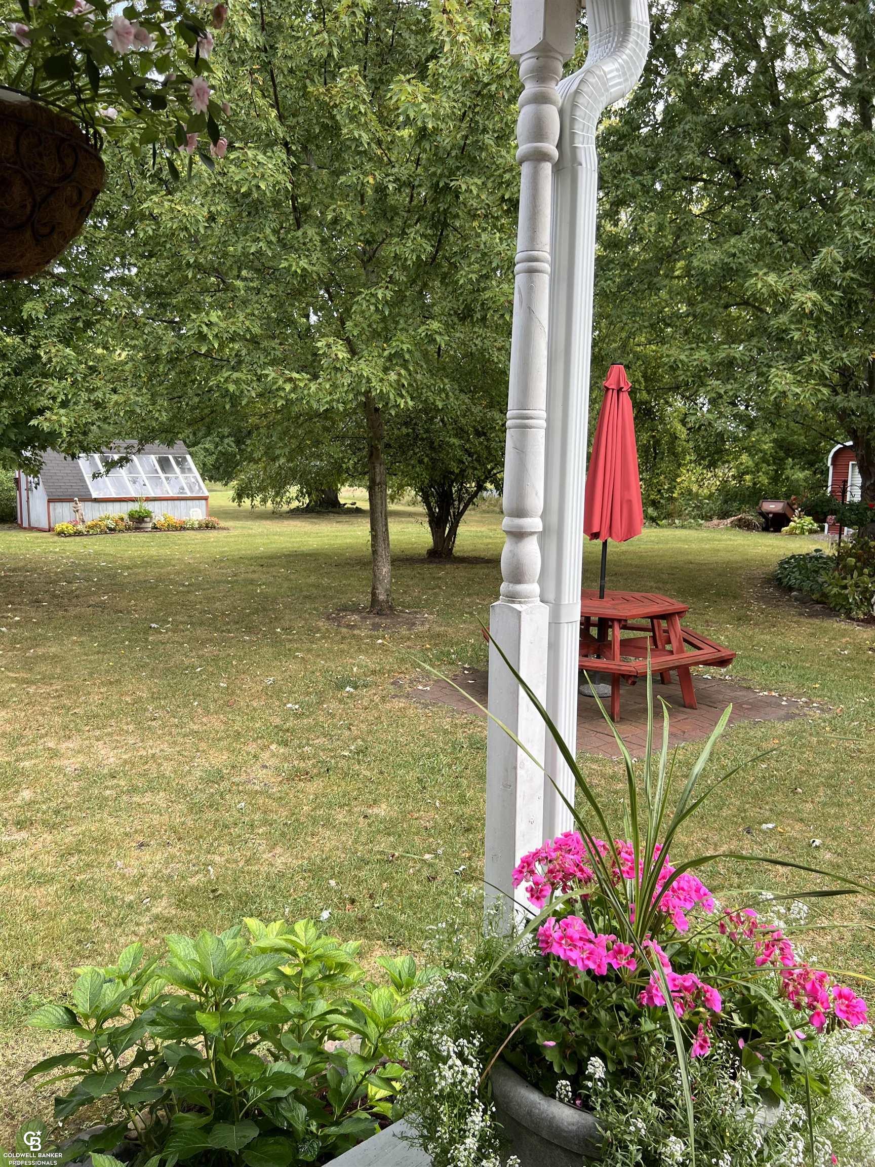 8902 Imlay City Road Avoca, MI 48006 - Photo 14 of 71 Side porch