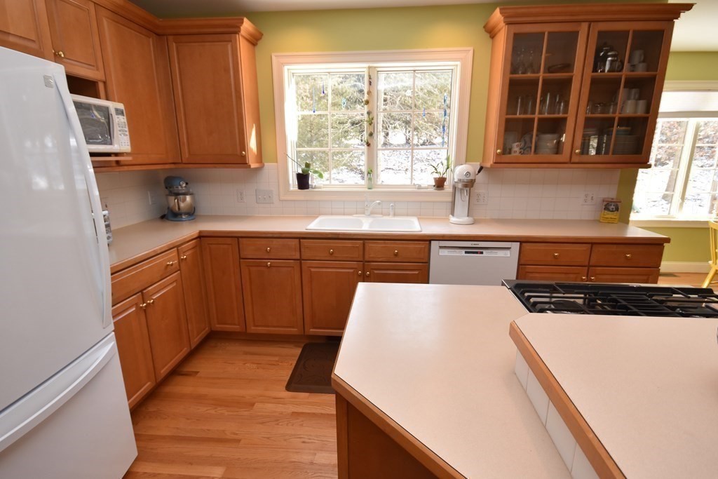 39 Summerfield Road Amherst, MA 01002 - Photo 15 of 42 Gallery Image 15