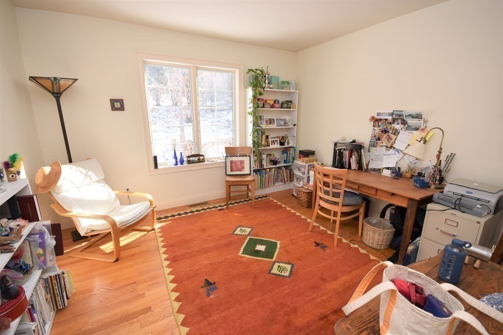 39 Summerfield Road Amherst, MA 01002 - Photo 20 of 42 Gallery Image 20