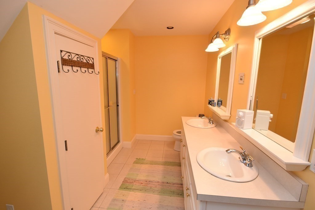 39 Summerfield Road Amherst, MA 01002 - Photo 28 of 42 Gallery Image 28