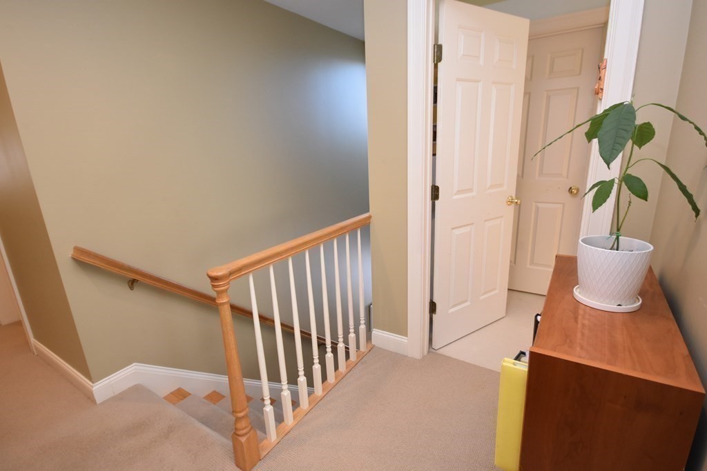 39 Summerfield Road Amherst, MA 01002 - Photo 30 of 42 Gallery Image 30
