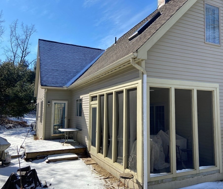 39 Summerfield Road Amherst, MA 01002 - Photo 40 of 42 Gallery Image 40