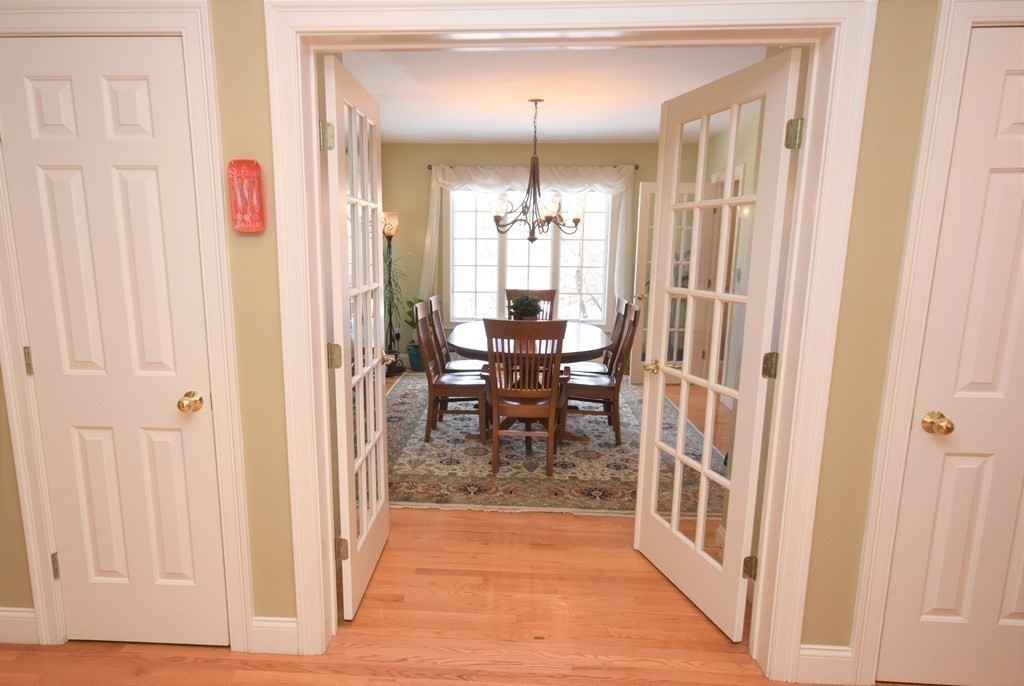 39 Summerfield Road Amherst, MA 01002 - Photo 8 of 42 Gallery Image 8