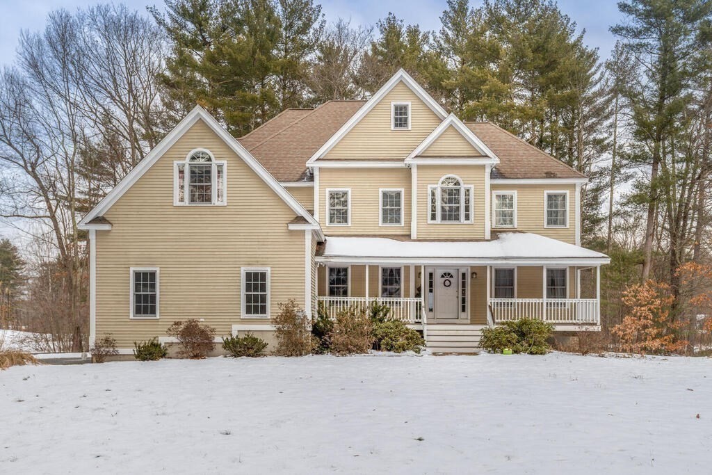 175 Gratuity Road Groton, MA 01450 - Photo 2 of 37 Gallery Image 2