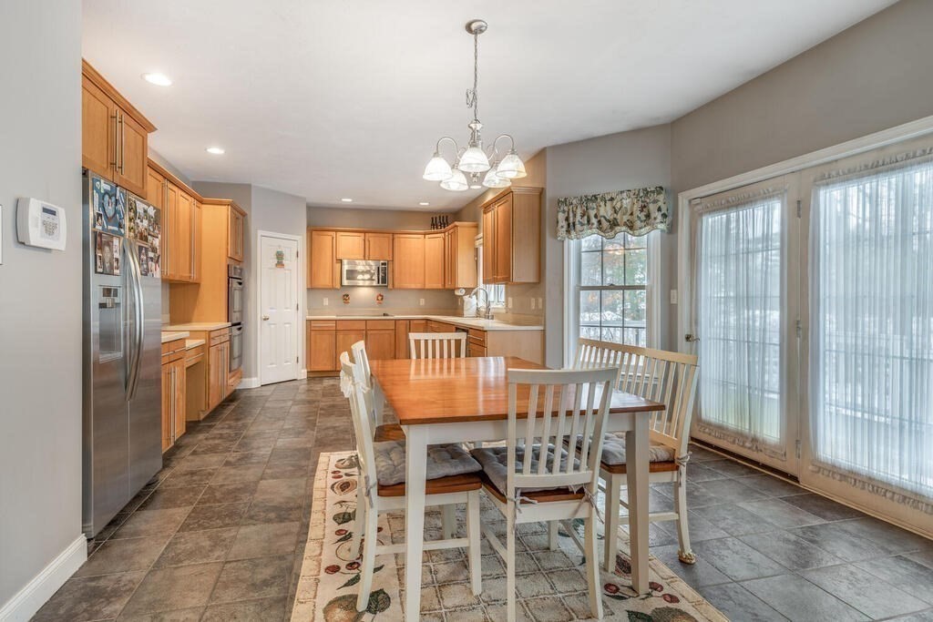 175 Gratuity Road Groton, MA 01450 - Photo 7 of 37 Gallery Image 7