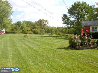 2315 Kerr Road Harleysville, PA 19438 - Photo 2 of 9 Gallery Image 2
