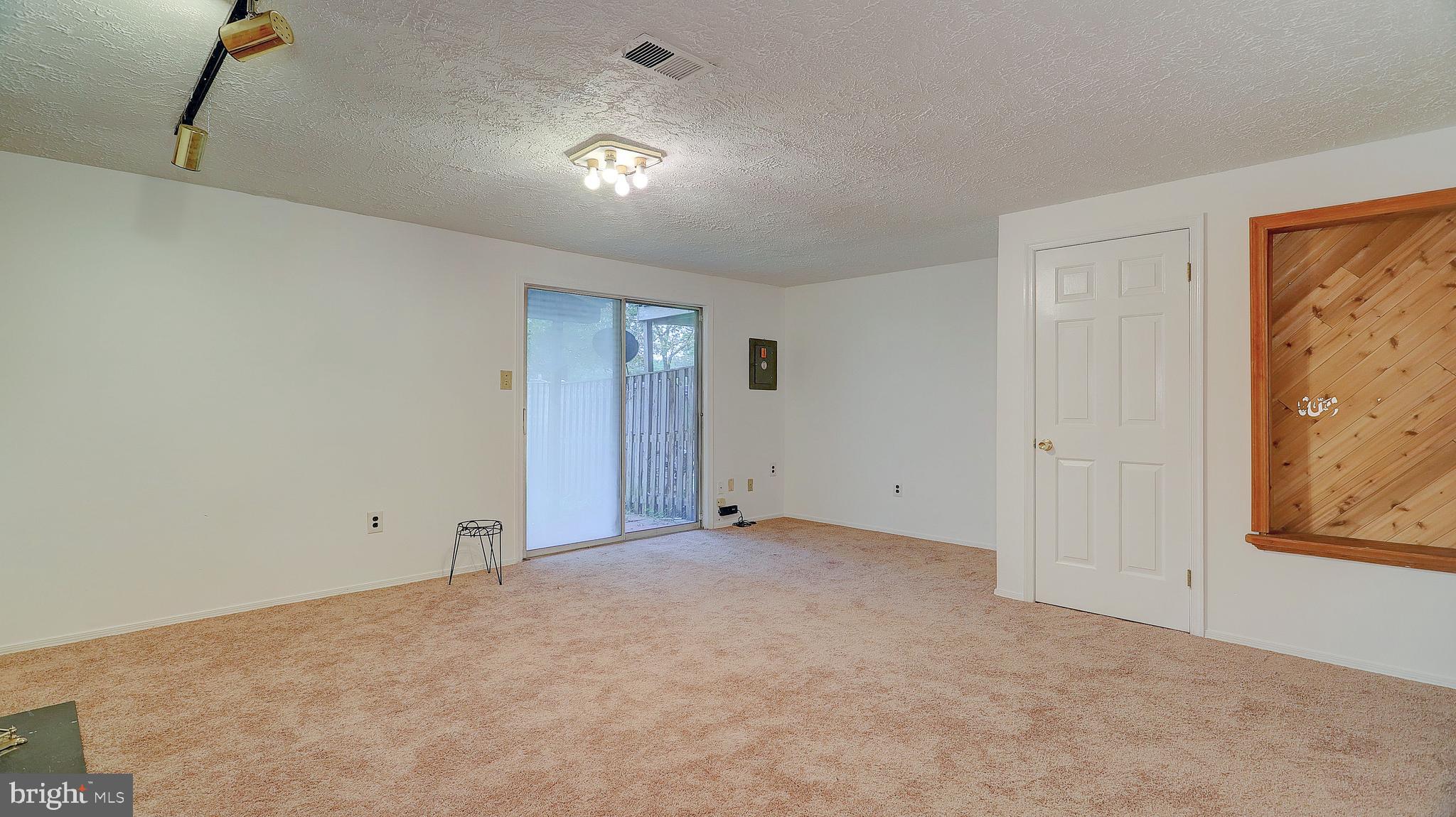 7469 Wounded Knee Road Lorton, VA 22079 - Photo 19 of 31 Gallery Image 19