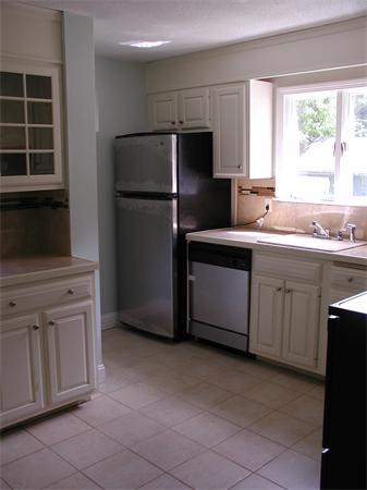 159 Belvidere Street Springfield, MA 01108 - Photo 13 of 30 Gallery Image 13