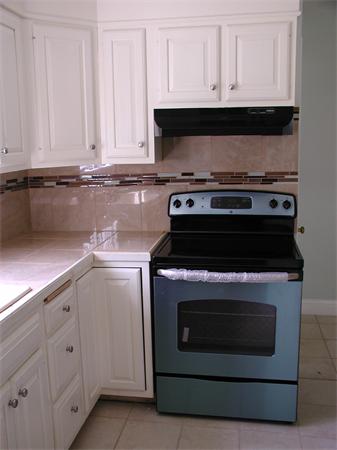 159 Belvidere Street Springfield, MA 01108 - Photo 16 of 30 Gallery Image 16