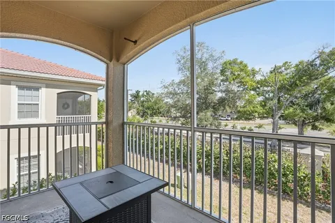 $210,000 | 8515 Oakshade Circle, Unit 201, Fort Myers, FL 33919