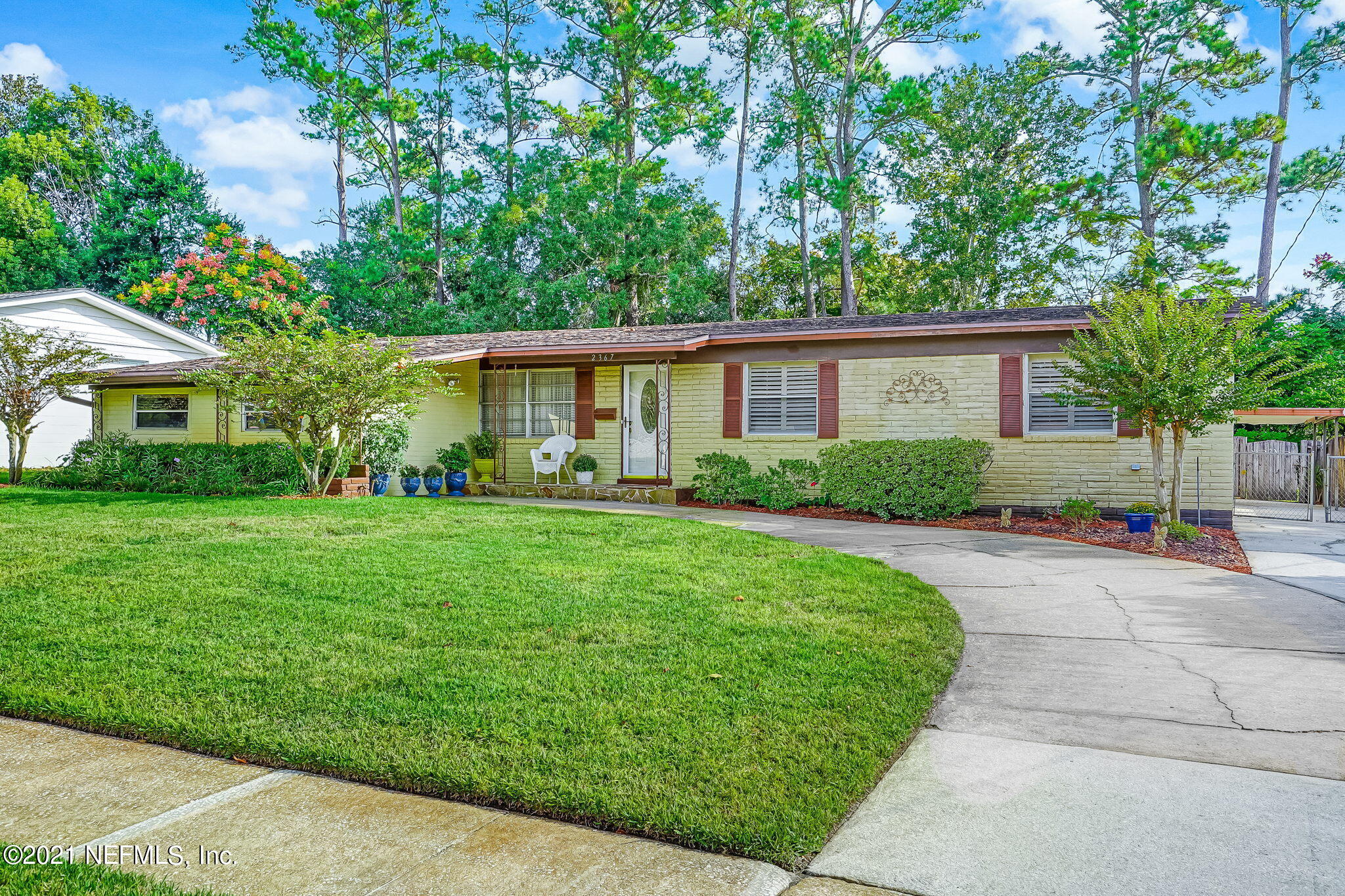 2367 Brest Road Jacksonville, FL 32216 - Photo 7 of 56 6-web-or-mls-2367 Brest Rd (6 of 56)