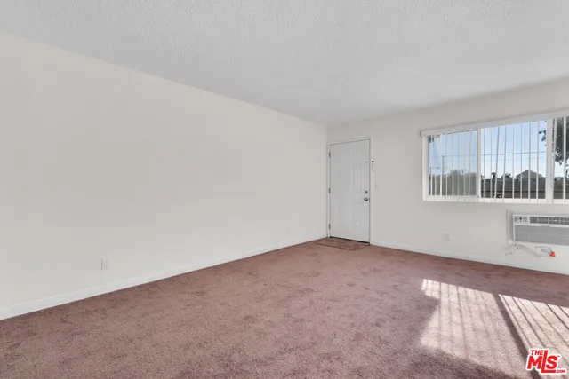 $1,795 | 7228 Allott Avenue, Unit 6, Van Nuys, CA 91405