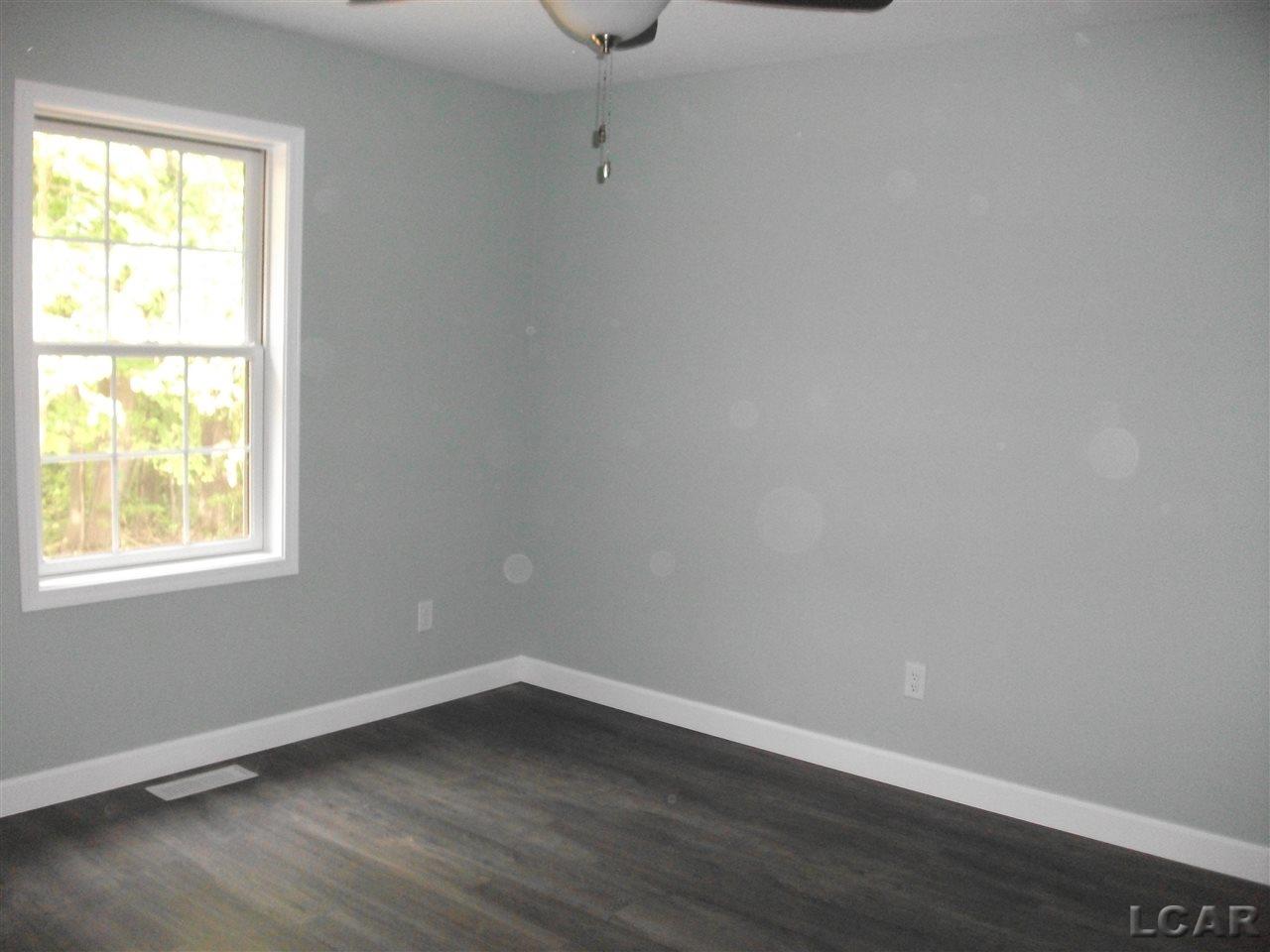 1615 Rivers Edge Court, Unit 14B Adrian, MI 49221 - Photo 4 of 18 Gallery Image 4