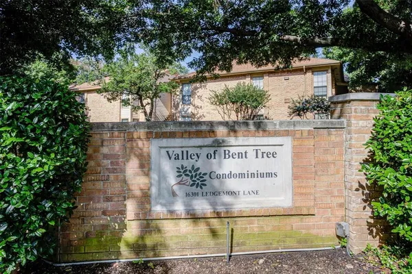 $1,900 | 16301 Ledgemont Lane, Unit 262, Addison, TX 75001